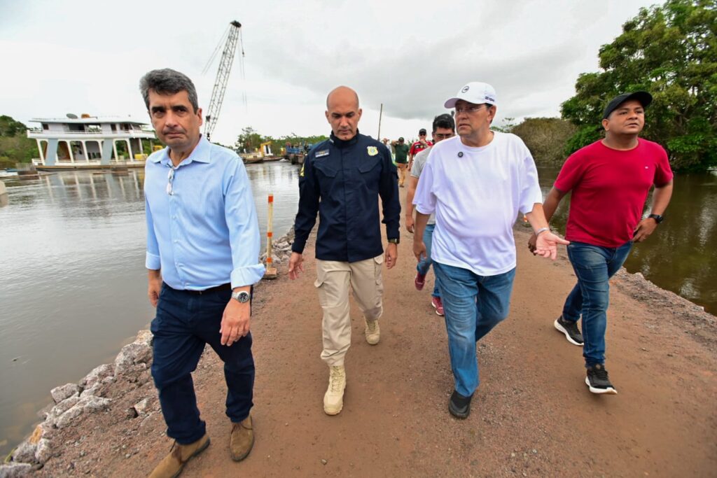 Ponte sobre o Rio Curuçá na BR-319 deve ser concluída em setembro, anuncia Eduardo Braga durante vistoria às obras 1 WhatsApp Image 2025 05 18 at 16.17.03 1