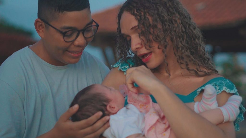 "Amamentação: O Sonho de Camila" é sobre amor, resistência e o direito à maternidade trans 1 WhatsApp Image 2025 06 25 at 16.27.15 1